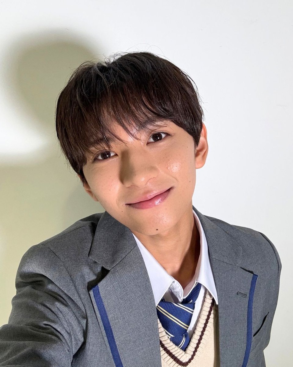 minamikun_2026's tweet photo. ミュージカル『#南くんの恋人』

─── ⋆⋅✩⋅⋆ ────

堀切千代役 #竹野世梛
（#ICEx）
自撮りショット公開📸

─── ⋆⋅✩⋅⋆ ────

📅2026.12.06(日)～12.16(水)
📍日本青年館ホール

🔗公式HP
https://t.co/xEEnfMcZdo https://t.co/VVMpv9dIO9