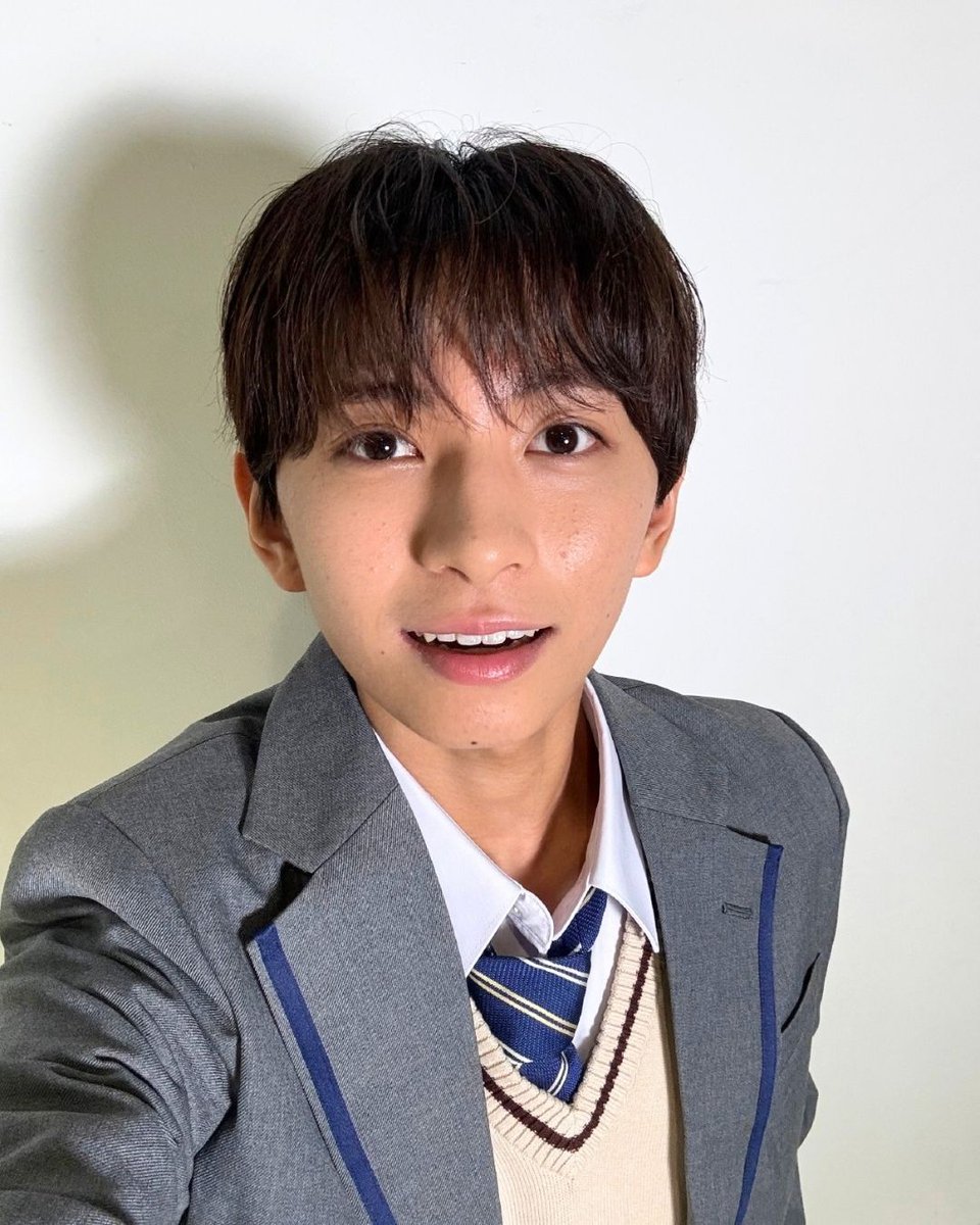 minamikun_2026's tweet photo. ミュージカル『#南くんの恋人』

─── ⋆⋅✩⋅⋆ ────

堀切千代役 #竹野世梛
（#ICEx）
自撮りショット公開📸

─── ⋆⋅✩⋅⋆ ────

📅2026.12.06(日)～12.16(水)
📍日本青年館ホール

🔗公式HP
https://t.co/xEEnfMcZdo https://t.co/VVMpv9dIO9
