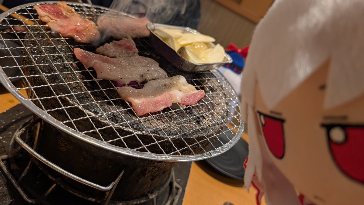 papenuntius's tweet photo. #もこけねとおでかけーね
ついにふもふもでこれを投稿できた！
やっぱり打ち上げは焼肉だぜ！ https://t.co/BqZYmhV2V5
