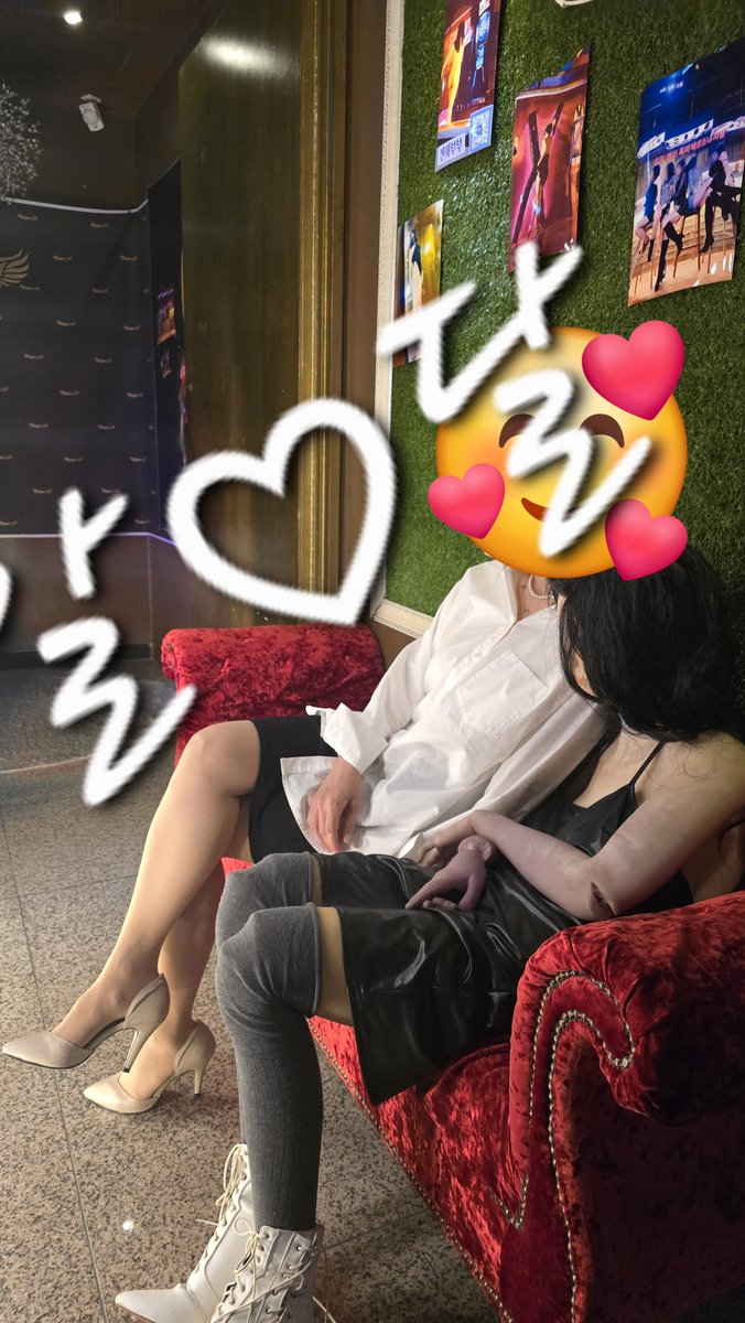 pyvqzt's tweet photo. 우리에겐 아직 서툴지만 색다른 경험...둘만의 공간에서 누구 보다 뜨거웠다...마이컷네ㅋㅋ https://t.co/BbjNiwjSP7