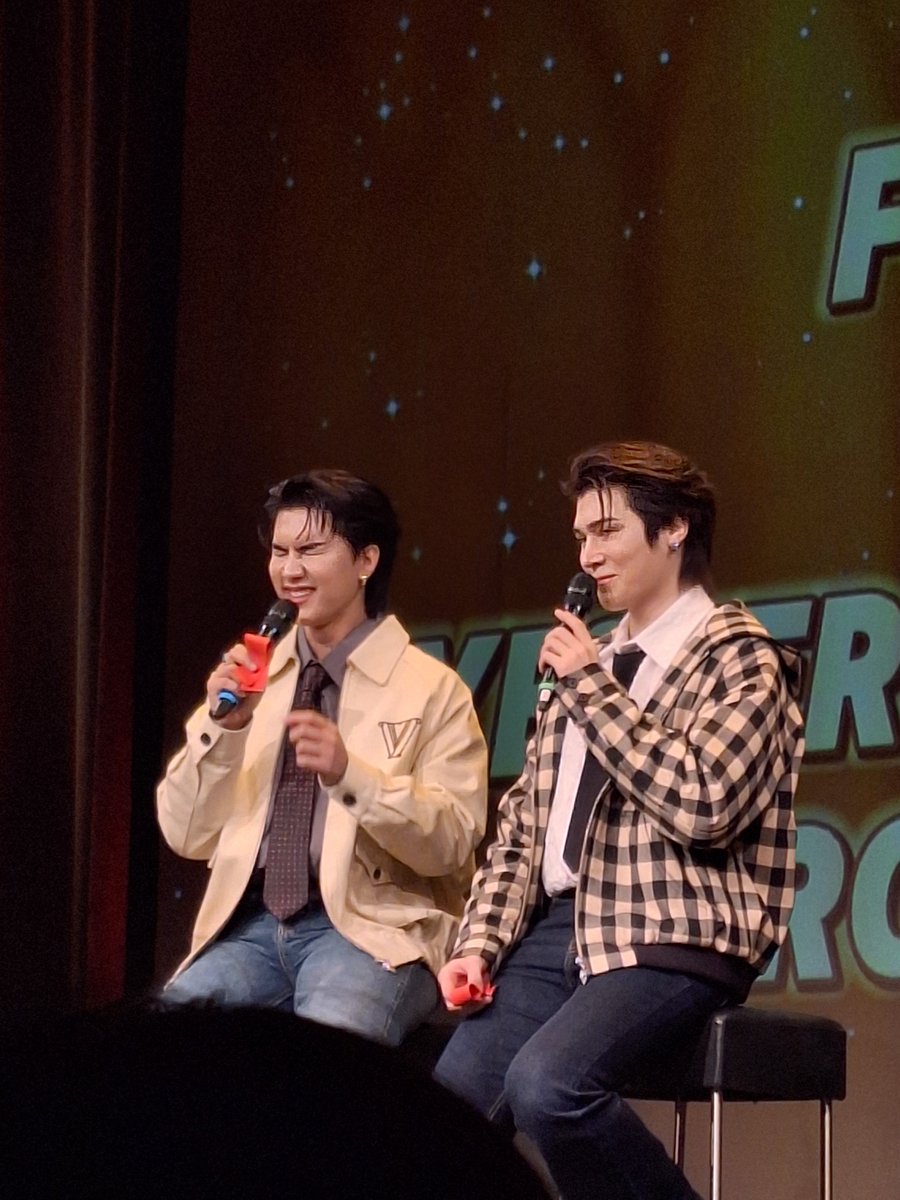 MoonsEpiphany's tweet photo. Thank you so much for yesterdays joy 🥹💗🙏 
See you next year, pinky promise!

Shoutout to the best photographer  @_11_Yasmin_02_ 🫂🥰

@fort_fts @peatwasu
#FPFMBerlin #FortPeatinGermany #FortPeatinBerlin 
@PanoSpotlight https://t.co/y5CxZaxmwU