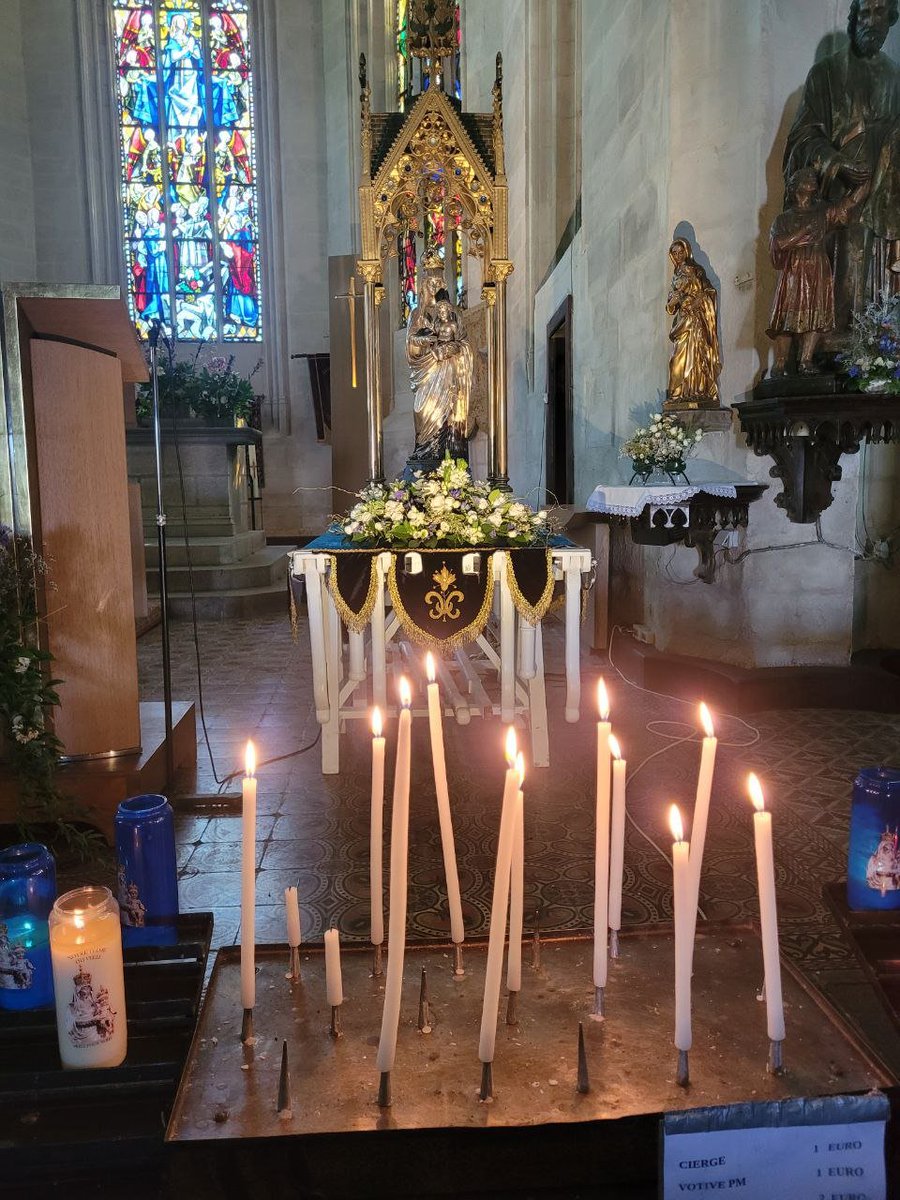 Parousie33's tweet photo. 🕯️🙏 https://t.co/p9zuW1QMkS