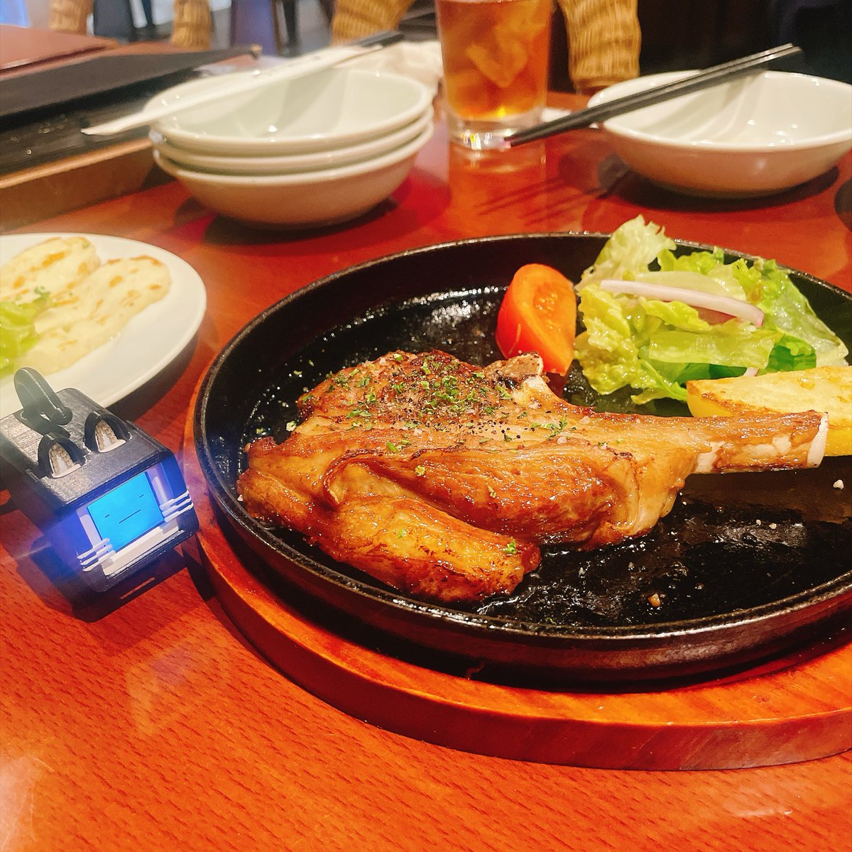 pptsubasa's tweet photo. NT東京行って羊食べました。
会場行くとIQ下がって色々わからなくなってしまうので、後からもっとここちゃんと見てくれば良かったな〜ってのが沢山あって無念
ともあれ楽しかったー
出展者の皆様お疲れ様でした！
弱虫ロボ可愛かったなぁ〜 https://t.co/7vF05qU6F5