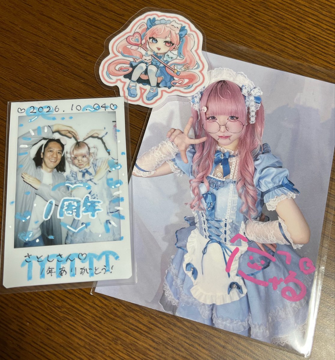 ClaudeEtworld's tweet photo. 今日も夢の国へお出掛けしました…
にゃるちゃん久しぶりぃ〜(*≧∀≦*)
1周年おめでとう！！
にゃるちゃん、カワイイわぁ…♡
カワイイ過ぎてタジタジになるぅ…(￣∇￣)
情けない…もっとにゃるちゃんと共通の話題を模索しないと…
1周年、おめでとう&amp;お疲れ様😊
@Candy_nyaru https://t.co/yCJGZI6FQs
