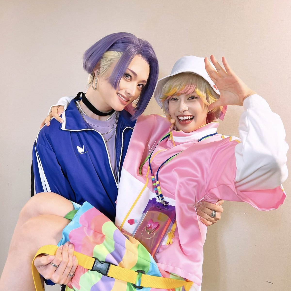 rentakanashi_'s tweet photo. Paradox Live on Stage -Road to Legend- “RAGE"

23日目ありがとうございました🦄🌟

今日もありがと〜！！🫶

お姫様抱っこおねだりしたら
葵がしてくれた〜😍😍
ほんと王子様〜👑✨

斗真が撮ってくれたよ📸👀💖

#パラライ
#パラステ
#パラステRtL https://t.co/sJ5LJlgiv7