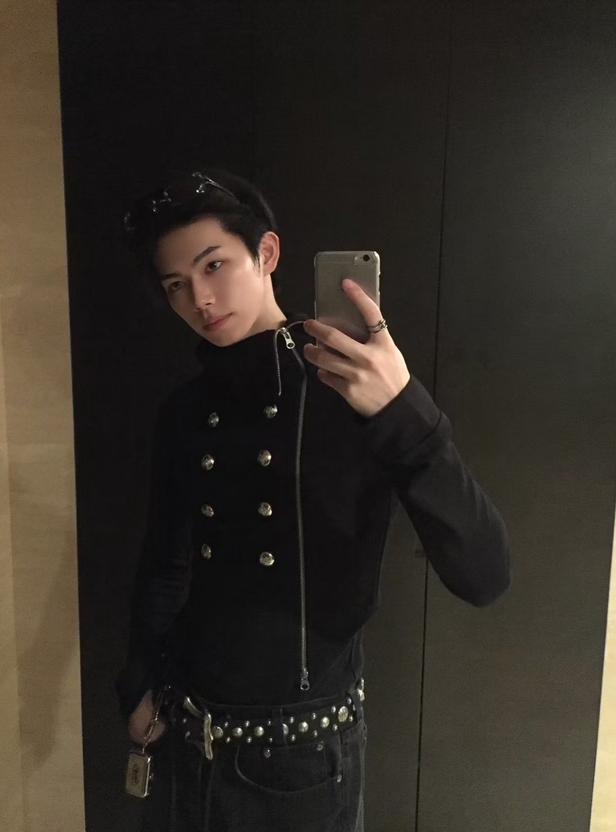rk__chan_'s tweet photo. これ呟いたばっかでこれは陸斗天才すぎてだいすき https://t.co/aHis2UdbXu