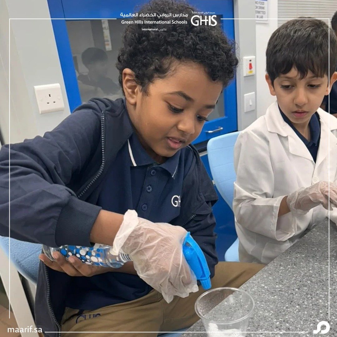 GreenHillsIntl's tweet photo. 🌱 ماذا تحتاج النباتات لتنمو؟
تعلّم طلابنا بطريقة ممتعة ومليئة بالاستكشاف ما تحتاجه النباتات لتنمو وتزدهر! 🌿✨

🌱 What Do Plants Need to Grow?
Our students explored, discovered, and had fun learning what plants need to grow and thrive! 🌿✨

#الروابي_الخضراء_العالمية

#تعليم_جدة

#معارف_للتعليم

#مدارس