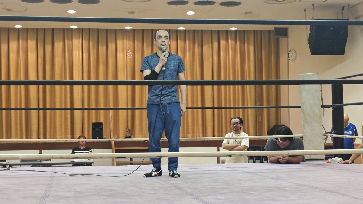 tataminator's tweet photo. ザ・ボスコニアンのセルフ引退セレモニーの直後、
風渡辺琉が2026年末を以ての引退を発表

藪木とのもう一丁はあるのか
あったらいいな
#RAW94 https://t.co/TZNMvtrmJb