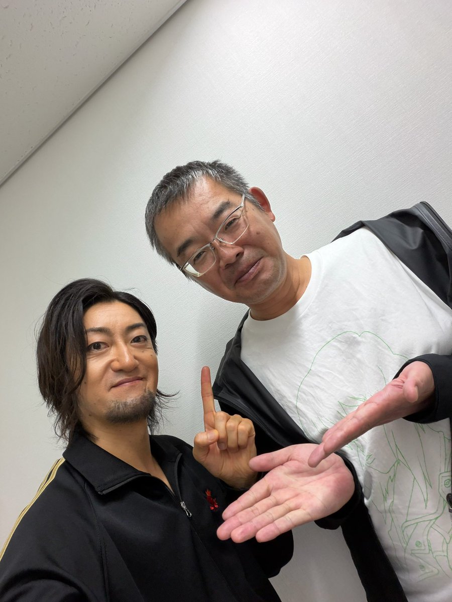 piss1028's tweet photo. 123seasons AND ENDLESS
『Anti-Clockwise sprinter』2日目終幕

今日も客席から
沢山のお力を頂戴しました
ありがとうございました！

#うみステ 大好きなまひと兄ぃが
#WorldCode 期待の注目株の郁哉が
見届けてくれました
嬉しい言葉までかけて下さって😭

明日からも
デュランを生きます
#アンクロ https://t.co/4b1Vi5rjsu