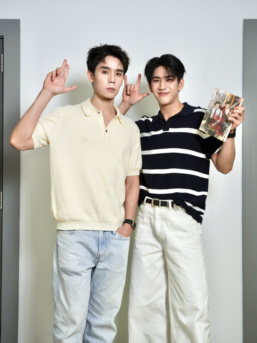 GmmtvShop's tweet photo. จิมมี่ - ซี พร้อมเจอกับทุกคนในงานเปิดตัว นวนิยาย “โปรดอยู่ในความคุ้มครองของป้องปืน I Will Always Save You” ในงาน GMMTV FANIVAL 2026 : Happy Family 

#IWillAlwaysSaveYou 
#GMMTVFANIVAL2026HappyFamily
#GMMTV https://t.co/zIM0cK67ox