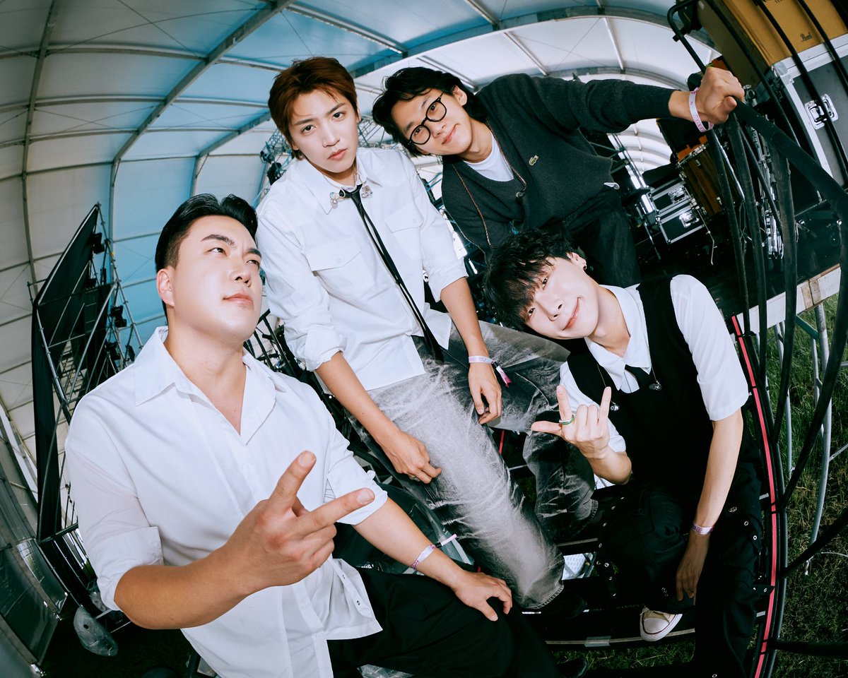 bandkikofficial's tweet photo. 𝟐𝟎𝟐𝟔 𝐁𝐔𝐒𝐀𝐍 𝐈𝐍𝐓𝐄𝐑𝐍𝐀𝐓𝐈𝐎𝐍𝐀𝐋 𝐑𝐎𝐂𝐊 𝐅𝐄𝐒𝐓𝐈𝐕𝐀𝐋
2026. 10. 04. (Sun.)

[SETLIST]
1. 3333 
2. piece of peace
3. Timer 
4. F1 (미발매곡)
5. AH
6. Hey Enjoy (미발매곡)
7. SIMPLE

-

KIK DIGITAL SINGLE
‘Hey Enjoy’

01. Hey Enjoy
02. F1

2026.10.07. (Wed.) 12PM (KST)

#KIK #킥 #キック #부산국제록페스티벌