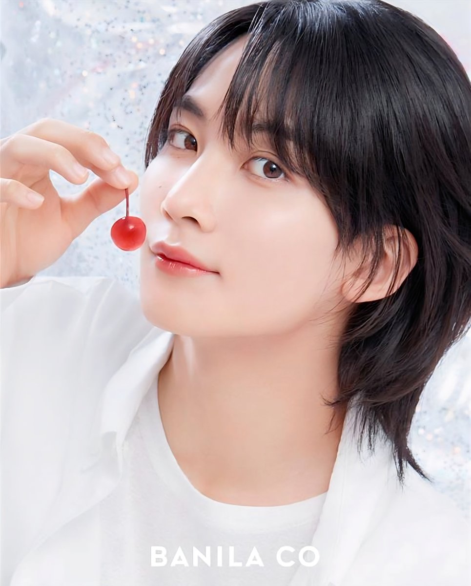 fairyeisaa's tweet photo. muehehehe, in baco we trust!🍒🙂‍↕️🖐🏼 https://t.co/dJY1GmyY08