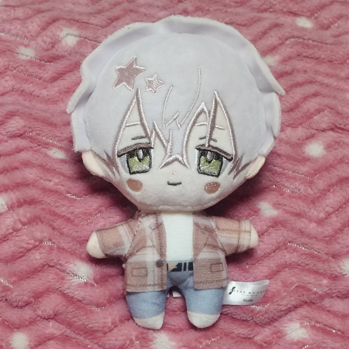 myr319's tweet photo. ふぉよわのおめかしすぴぬ見てるとうちのゆづるさんもおめかしさせたくなるな……まだ素ぬい(？)です…… https://t.co/SU1ZHEtQ9b
