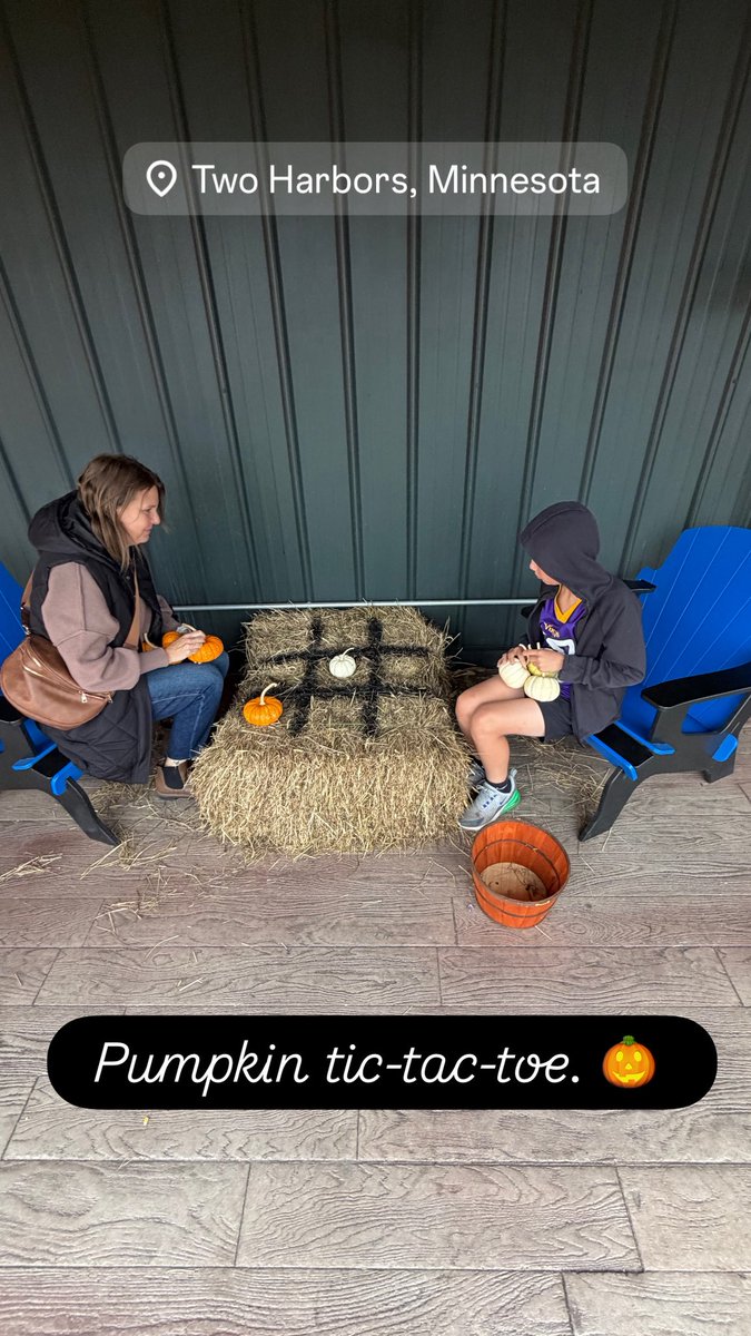 DanielFanning's tweet photo. Fall 🍁 fun up the north shore. We enjoyed a Saturday drive north, helping support local businesses including Great Lakes Candy Kitchen, Burlington Station, Betty’s Pies, and Blackwoods in Two Harbors. #SupportLocal #FallColors #NorthShore #ExploreMN #LakeSuperior #ShopSmall https://t.co/gYa3Oo40sp