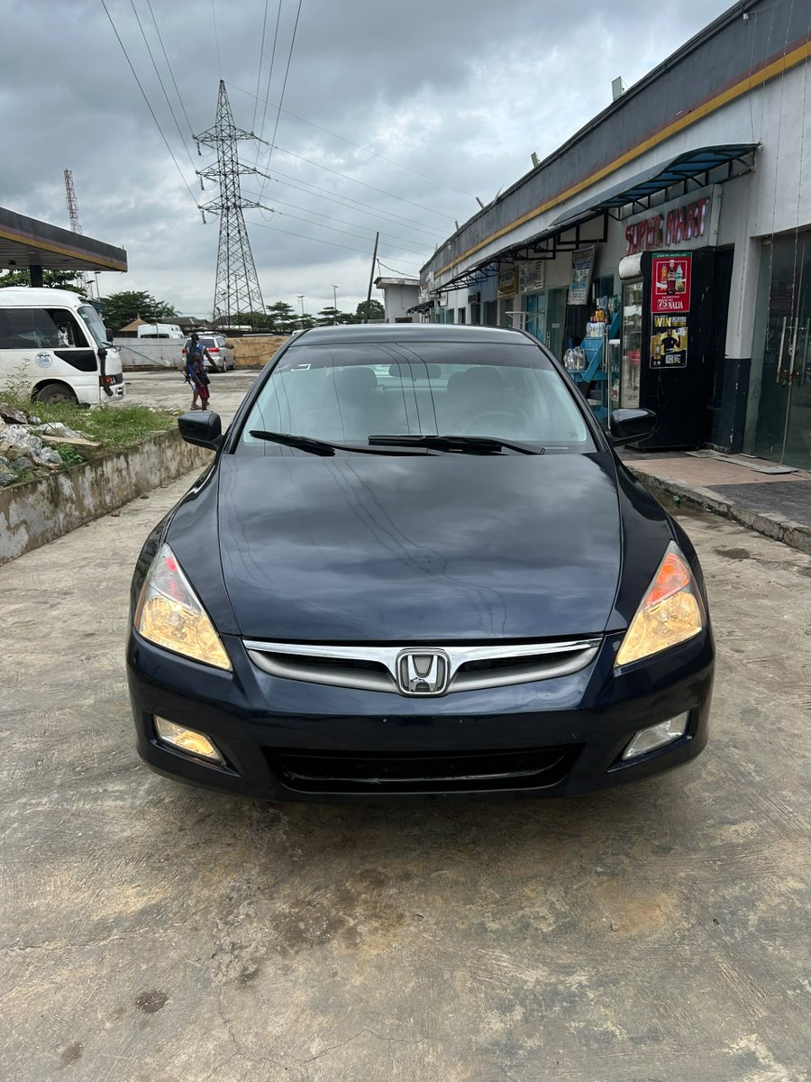 AzMarshallAutos's tweet photo. Available For Sale 
Superb Crystal Clean 
Well Maintained Registered Used 
2007 Honda Accord DC 
Untouched Engine Brain 
Unscrewed Gear 
Perfect AC Cooling 
Everything Bless and clean 
Price:3.8 Millionaire 
Location: Lagos, Nigeria 🇳🇬 https://t.co/Rh4H4QHRsN