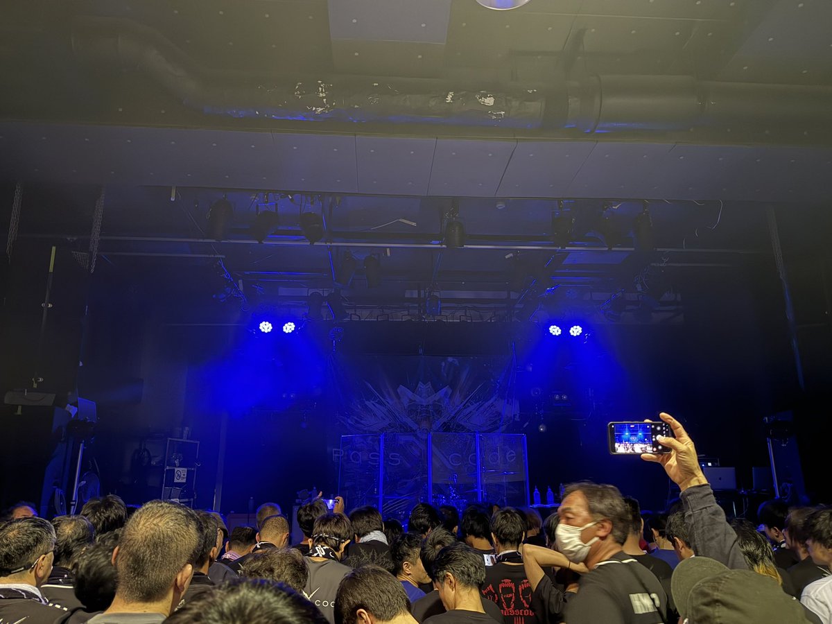 charon1422's tweet photo. PassCodeのライブからでしか得られない養分がある https://t.co/fZbswuTtkr