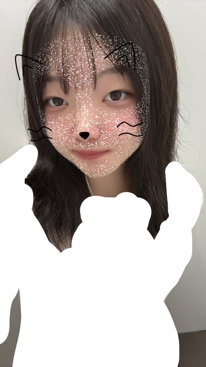 4ngel___3's tweet photo. みて盛れたけど制服だから隠してみたらなんかおもしろい https://t.co/yK2GM8LOCB
