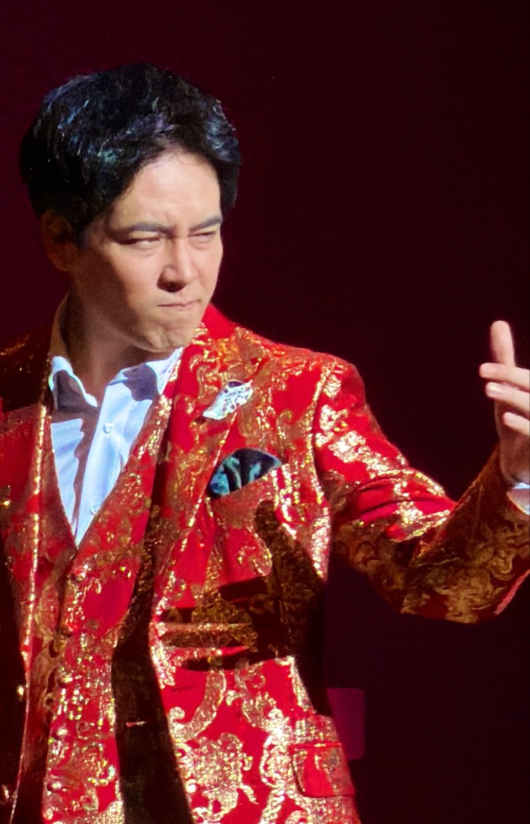 kimura_tetsuji's tweet photo. 身濡れても心濡らすなってなわけでこちら心の雨合羽こと木村徹二ことアイアン！！
本日は #岩本公水 先輩と広島県は三次市にて『びほく歌謡祭』様でございました！！
遠方近方からお越しの子アイアン一同、誠にありがとうございました♡
明日は兵庫県は三木市にて『カラオケ・マキ歌謡祭』様よろぴ！！ https://t.co/dFlIsOZuKH
