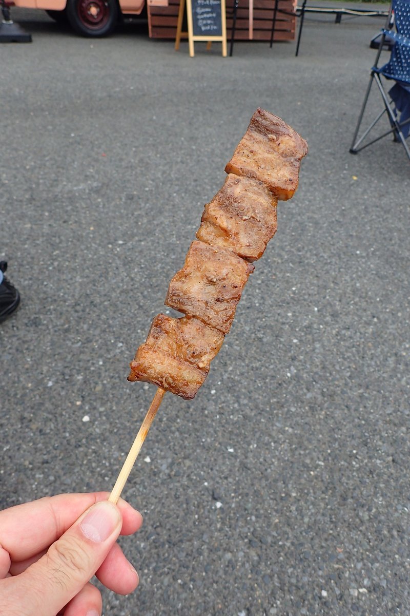 skymisaki's tweet photo. 今日いただいたものは、、
・肉巻きおにぎりおろしポン酢
・牛���
・ホタテ串
・マサラダプレーン(シナモン)

美味しく戴きました https://t.co/PfOIpRRwp4