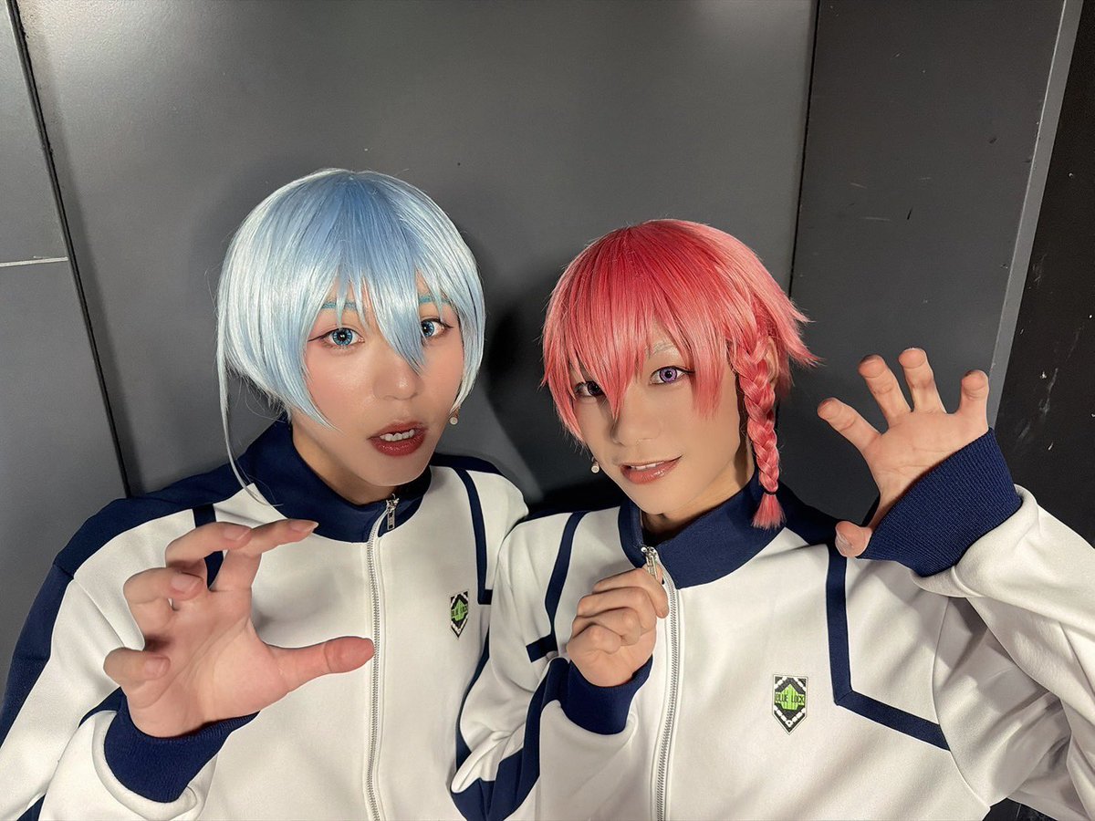 Kairi_M1026's tweet photo. 舞台『#ブルーロック』5th STAGE―新英雄大戦開幕―

本日もありがとうございました⚽️

黒名くん！
がぶがぶ。 https://t.co/WwVA4bdfHv