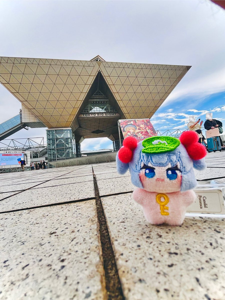 momi_jiin's tweet photo. I was at fall Reitaisai 🫢 https://t.co/Pny3wVcxUQ