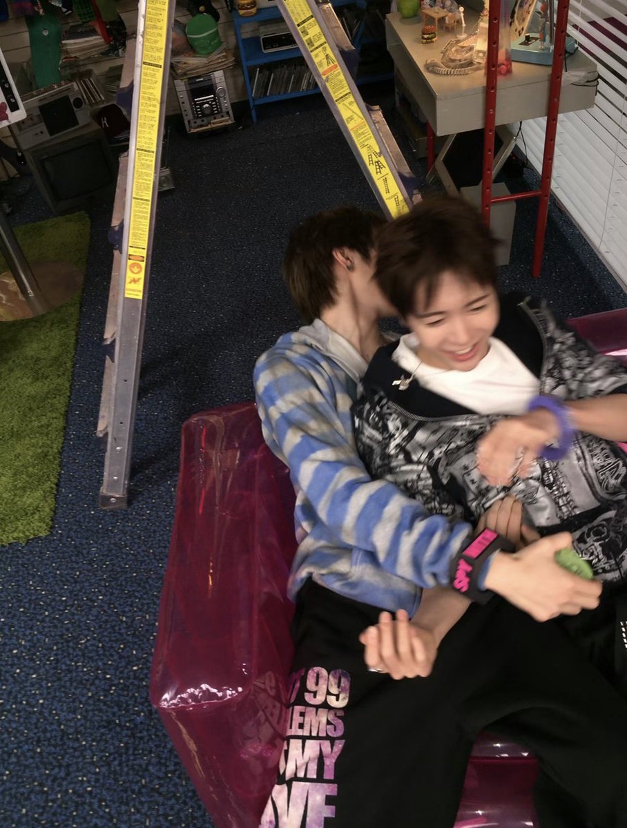 ss_wp7q's tweet photo. おおがちか、がちか、まじか
うちら失恋ってことだよね、さくや
まぁ、分かってたし、笑。、 https://t.co/AcSjNTYUzC