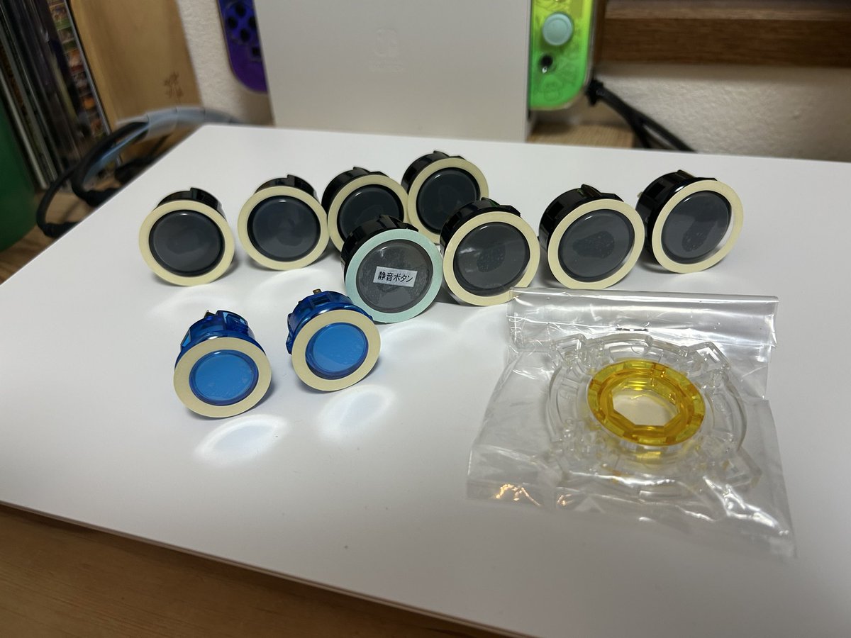 koujidkk's tweet photo. 8BitDo Arcade Stick 🕹️パープル色
前回、三和レバー（静音タイプ）+八角ガイド交換後の続きです！
注文していた静音タイプボタン🔘が届いたので交換しました！（30φのみ静音）
アケコン🕹️自分好みにカスタマイズでき満足
“(≧∀≦)」 https://t.co/IN0wqof9wI