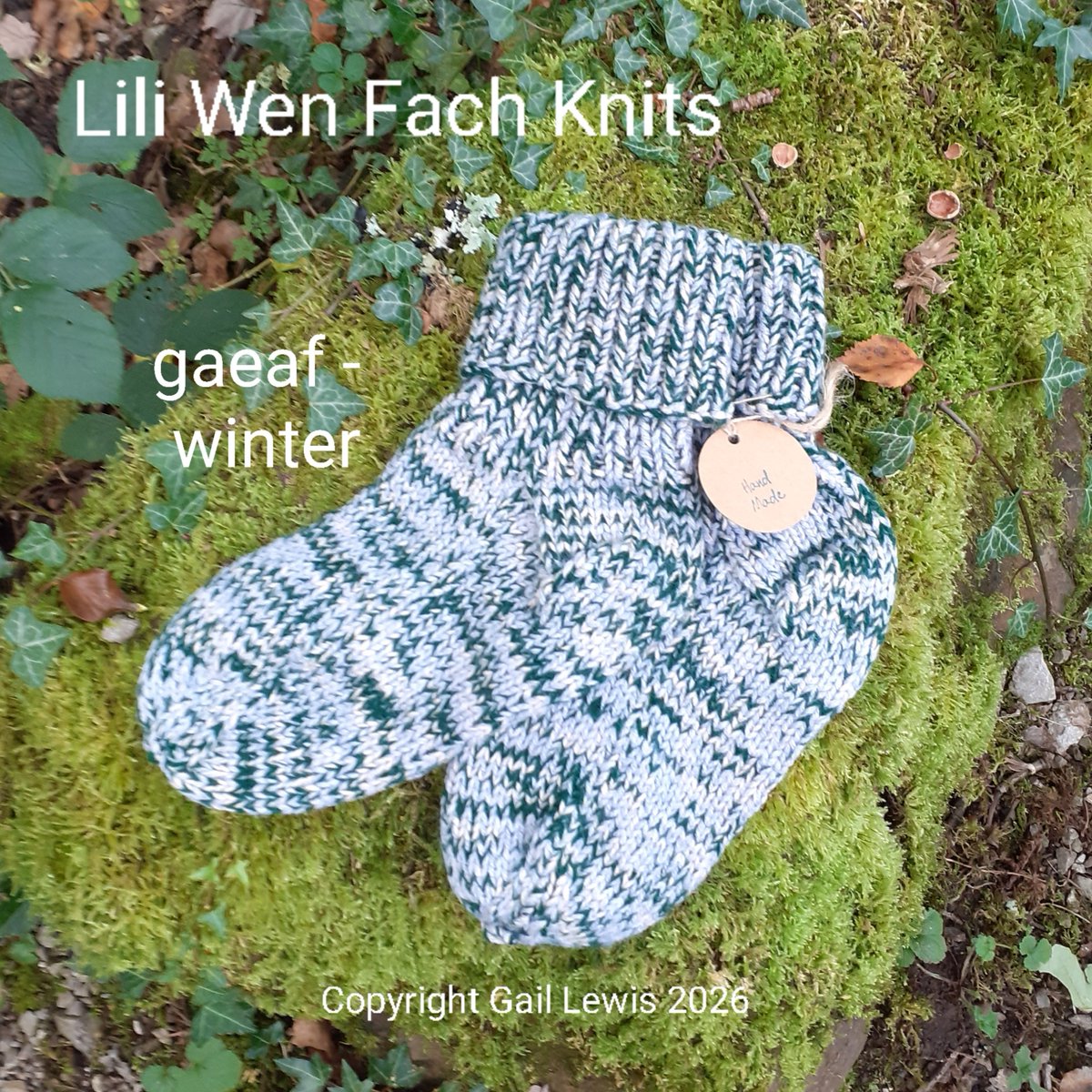 LiliWenFachKnit's tweet photo. I'm seeing articles about a cold winter on the way - these hand knitted socks are so warm, and each pair I make has a different blend of colours. Best of all, they're machine washable! Find them at https://t.co/HK49B8DtdV
#WelshCraftHour https://t.co/2iuiKuQnnQ