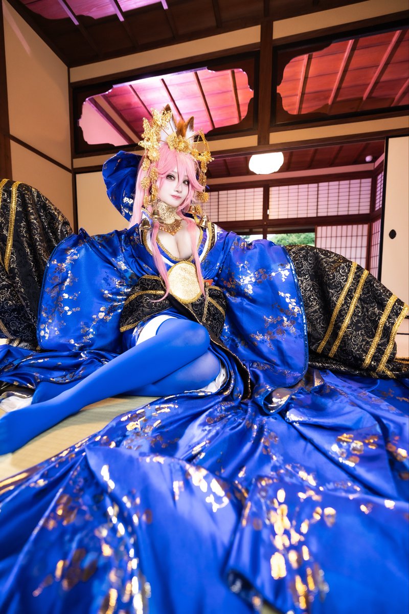 Akeha_cos's tweet photo. Cosplay
FGO  玉藻の前　最終再臨

ちょっと神様っぽいところ
見せちゃおっかな？？

📸 ▶︎ ＠portrait_uc 
#FGOcosplay  #稲葉家下屋敷 #Booコスイベ https://t.co/BCjWwlRqxW