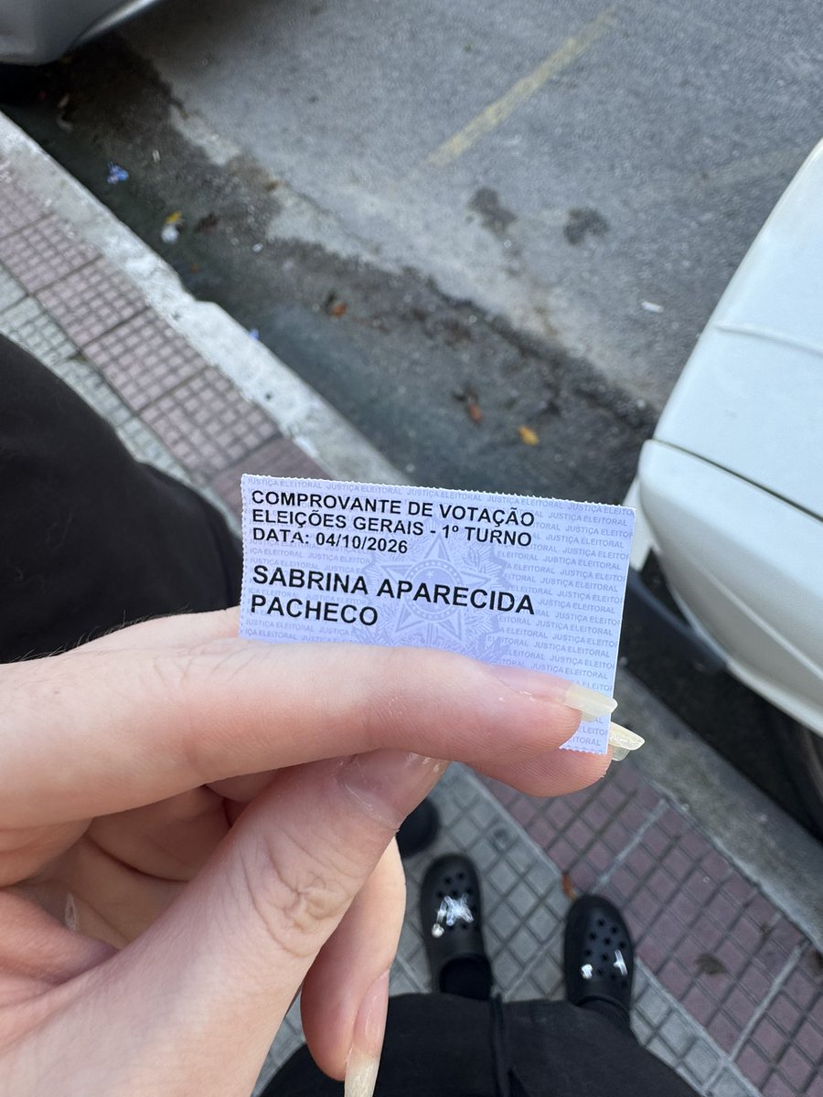 sabrinoca's tweet photo. votei manas https://t.co/UjDc60sTDG