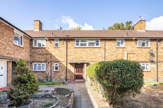 LookProperty's tweet photo. TO LET 🏡

Marriott Road, Stratford, E15 📍

£1,700 pcm 💷

- Newly Refurbished
- One Bedroom First Floor Flat
- Spacious &amp; Bright Apartment
- Easy Access to Stratford &amp; City 

https://t.co/K3gmxnuMoT https://t.co/iQoziu3h1d