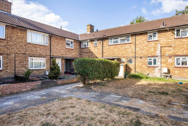 LookProperty's tweet photo. TO LET 🏡

Marriott Road, Stratford, E15 📍

£1,700 pcm 💷

- Newly Refurbished
- One Bedroom First Floor Flat
- Spacious &amp; Bright Apartment
- Easy Access to Stratford &amp; City 

https://t.co/K3gmxnuMoT https://t.co/iQoziu3h1d