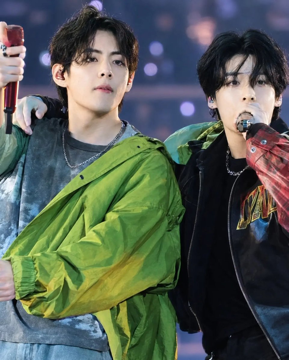 Jungkoo_gukkk97's tweet photo. 자기 ~ https://t.co/dEkLvj1flg