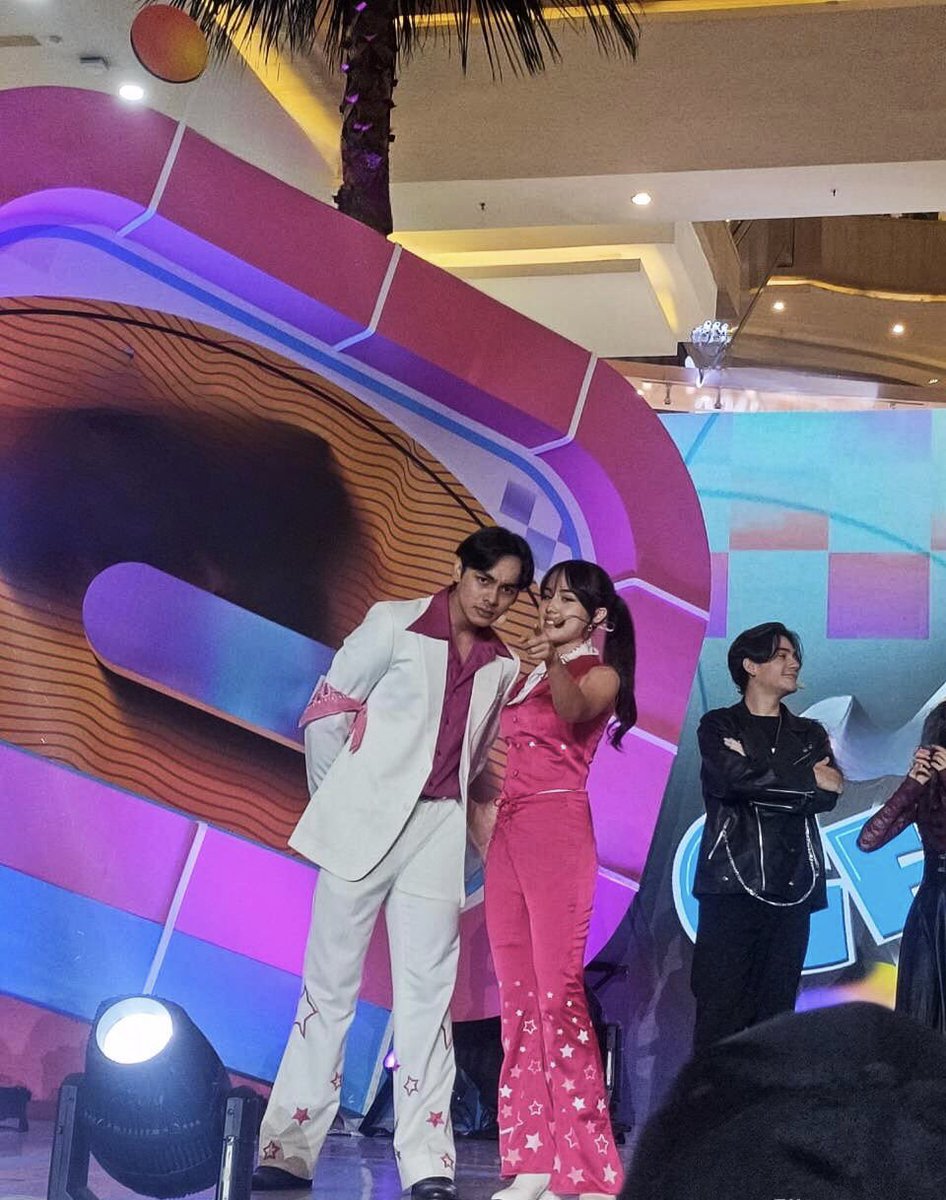 kriscksuho's tweet photo. Ken and barbieπ₯°π₯°
#fattnic #fattahsyach #nicolerossi https://t.co/we7mmcMtHB
