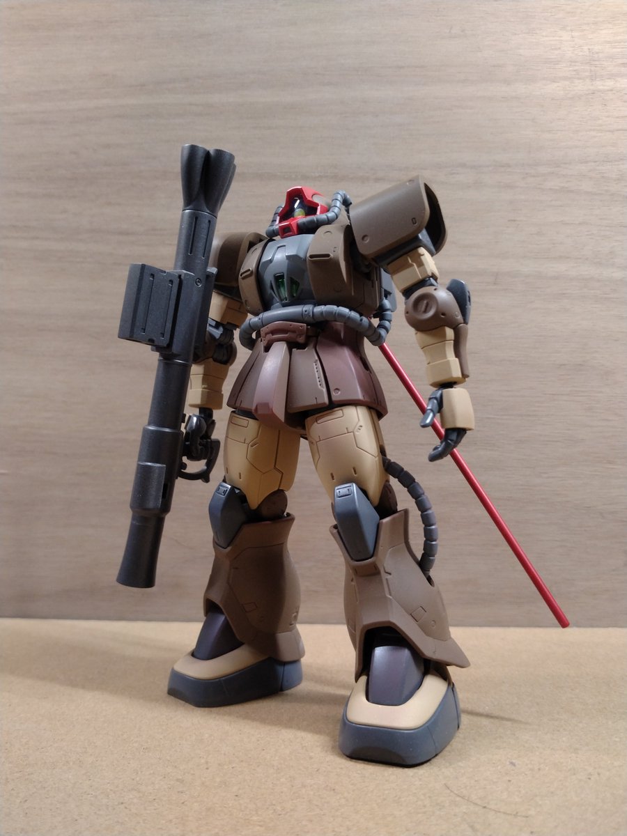zep_ogr's tweet photo. #HG
#ORIGIN
YMS-08B
完了!
なんだか良く分からない仕様
森林や山岳地帯でホバーなんて要らんみたいな
何となくショートバレルのバズーカ装備
アイナザクに下半身持ってかれた余り物なので…
自分的にはこれも有りかなと思っています笑 https://t.co/fhpruhLjTS