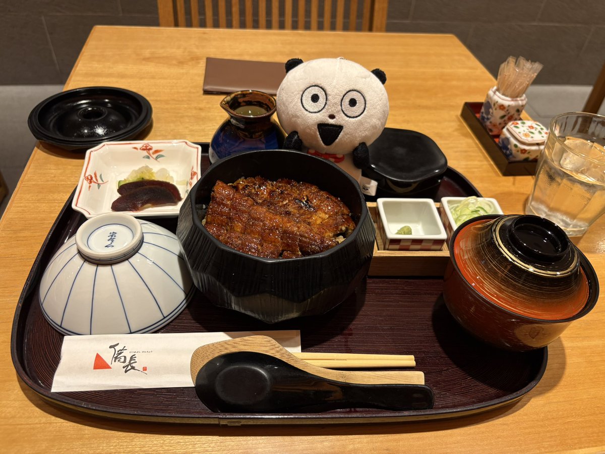03070810inu's tweet photo. 昼はぱんちゃんとざる蕎麦😋
夜はひつまぶし😋 https://t.co/V290Fjk0Rc