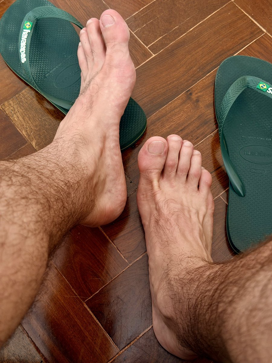 portugalfeet's tweet photo. Chulézão gostoso por aqui 😎🦶🏻 https://t.co/WGnEXWiiI4