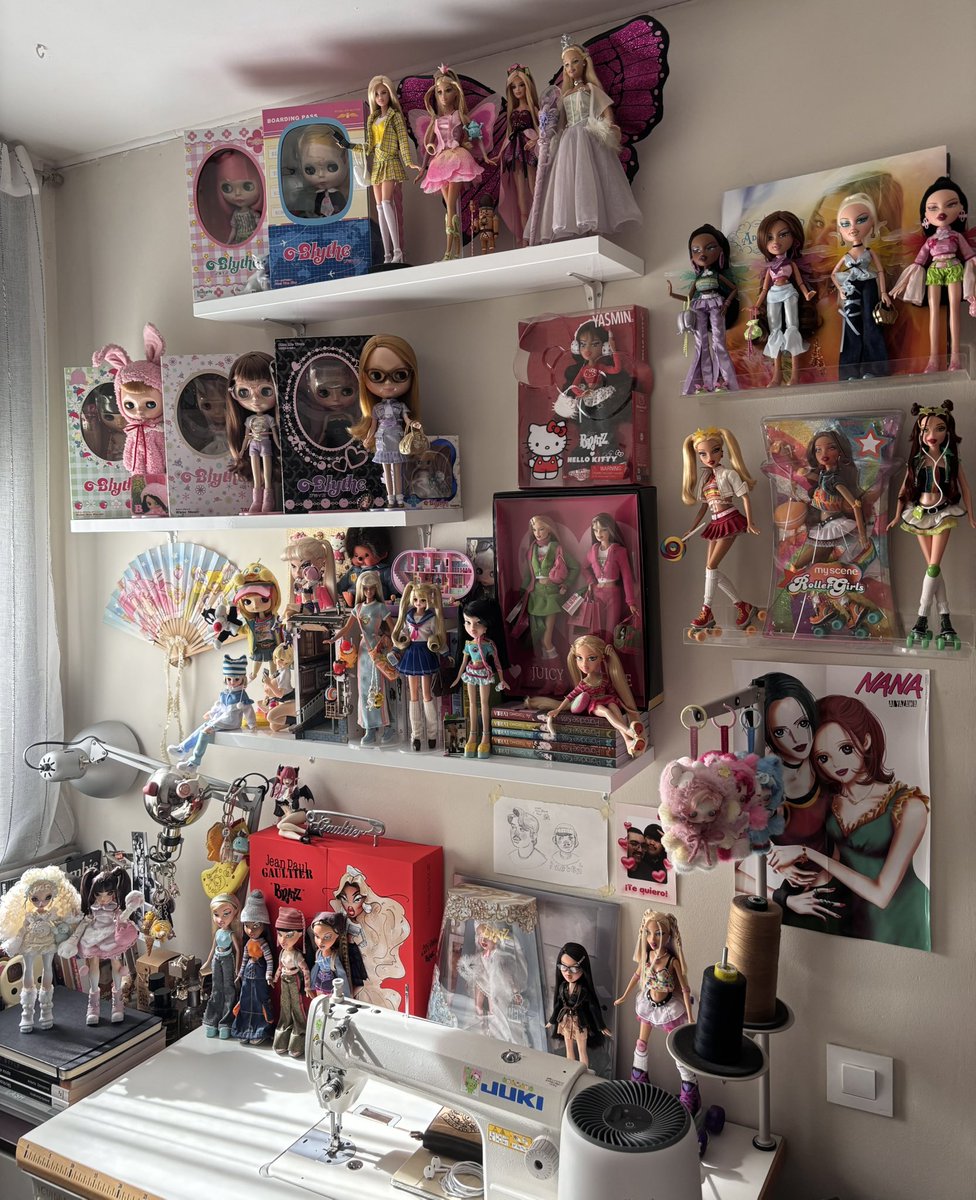sieteochooooo's tweet photo. dolls dolls dolls https://t.co/4ZiQC8MmSY