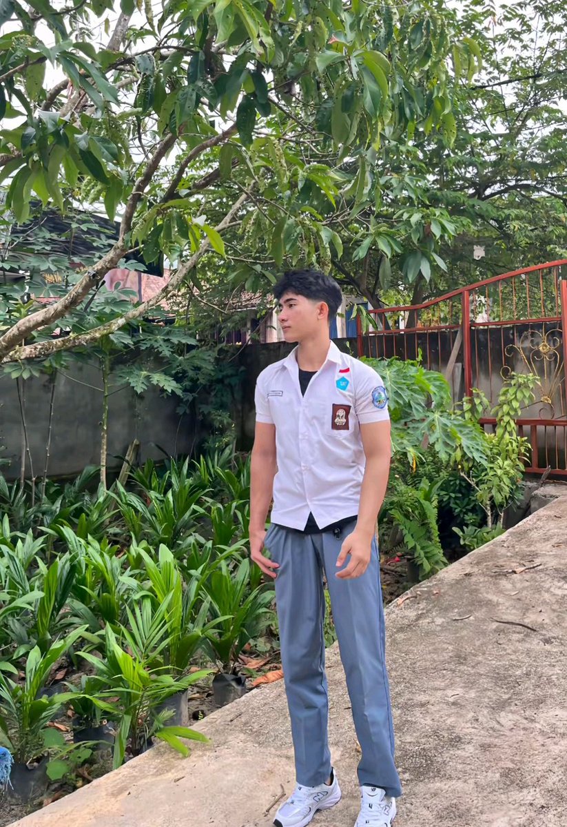 draa2__'s tweet photo. vcs dm aja

#gayhyper #coli #colbar https://t.co/oksYU6vBh8