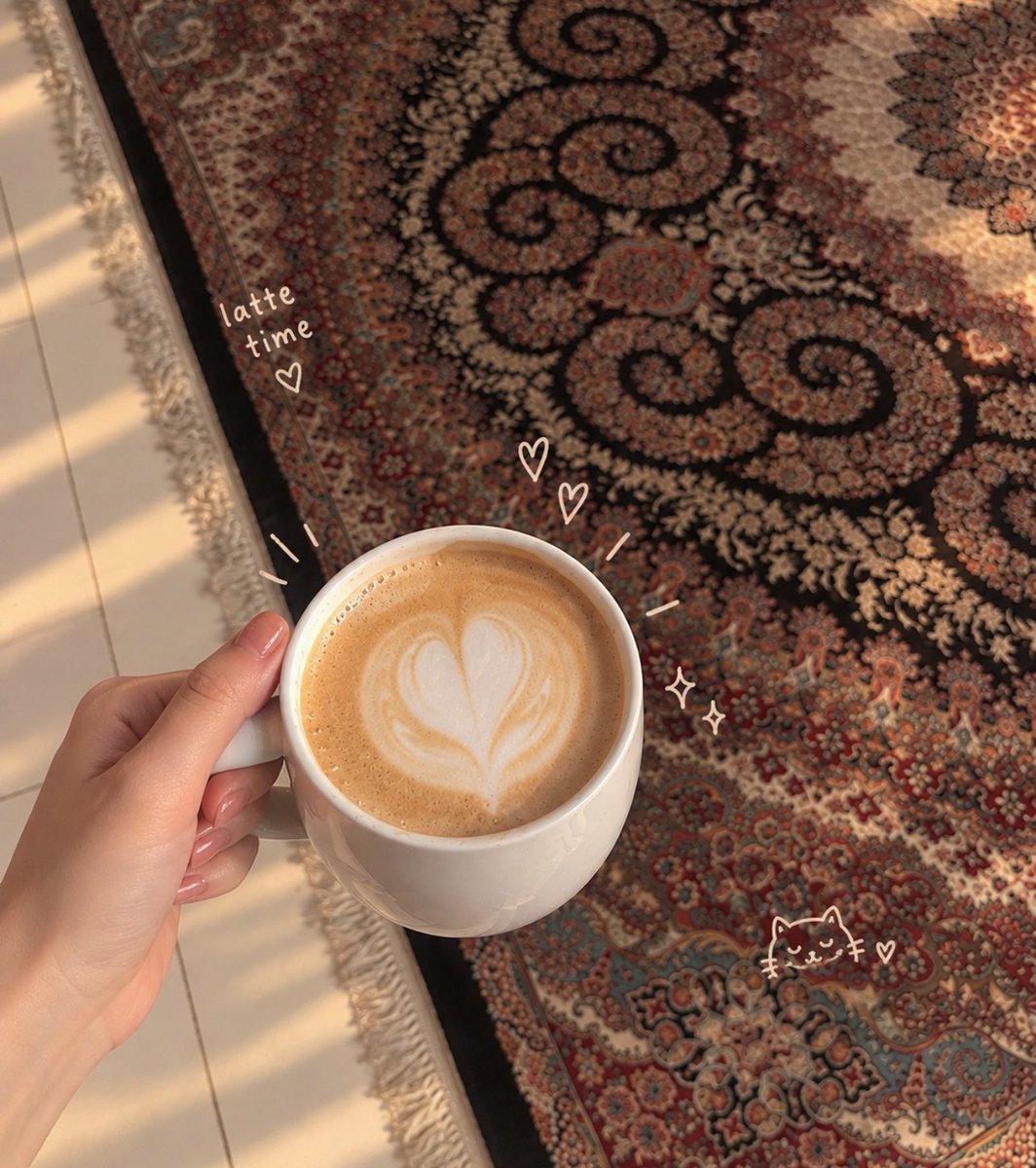 callmeryyryy's tweet photo. قهوه‌ای که قراره باهاش ادامه‌ی خشم و هیاهو رو بخونم. 
« دلم خیلی برای بنجی میسوزه، از دیشب دارم فکر میکنم اگر من جای اون بودم چقدر درد میکشیدم » https://t.co/xAXaKyHdIk