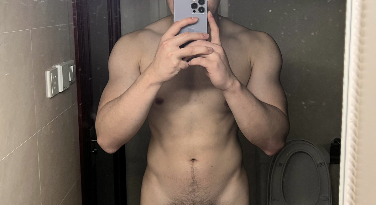Cumtwice23's tweet photo. 傻逼母猪来找骂 #母猪 #肉便器 #辱骂 #羞辱 #母驴 https://t.co/XKTTcG7VHY
