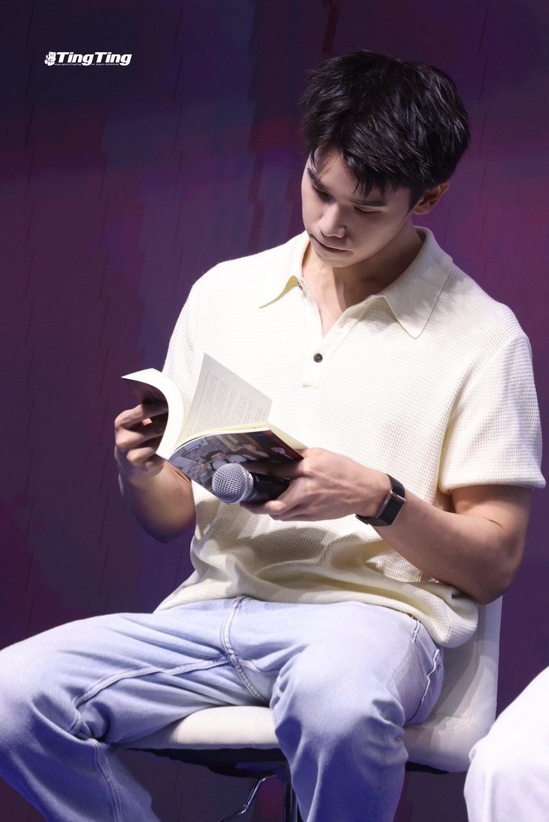 tingtingislucky's tweet photo. 261004💜🥑🧸

Reading

JS CEAN LOVELYFAM

#GMMTVFANIVAL2026HappyFamilyxJS
#jimmyyjp https://t.co/IwrHTCPNwa