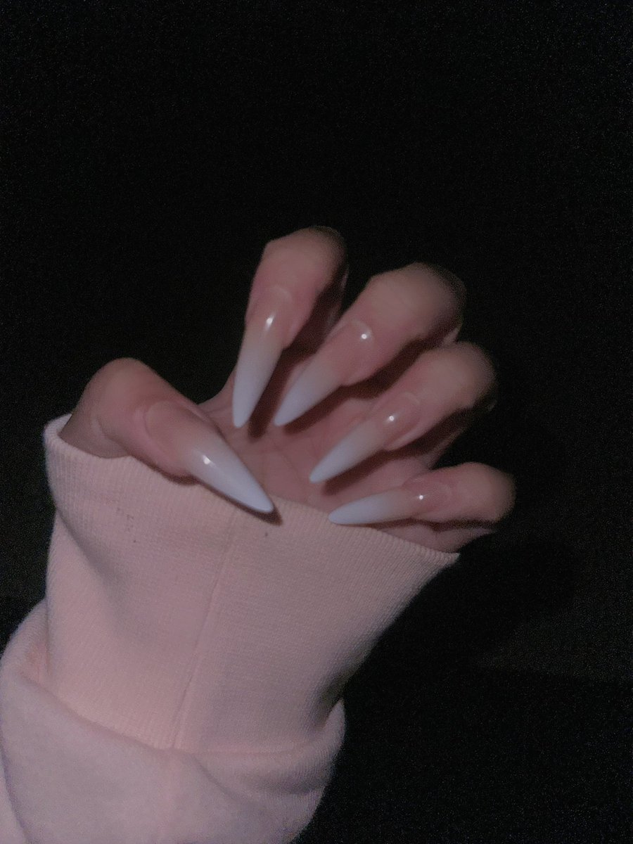 qfj2tj's tweet photo. NEWネイルちゃんねる💅🏻🌹✨️ https://t.co/bSB4ZH9DYv