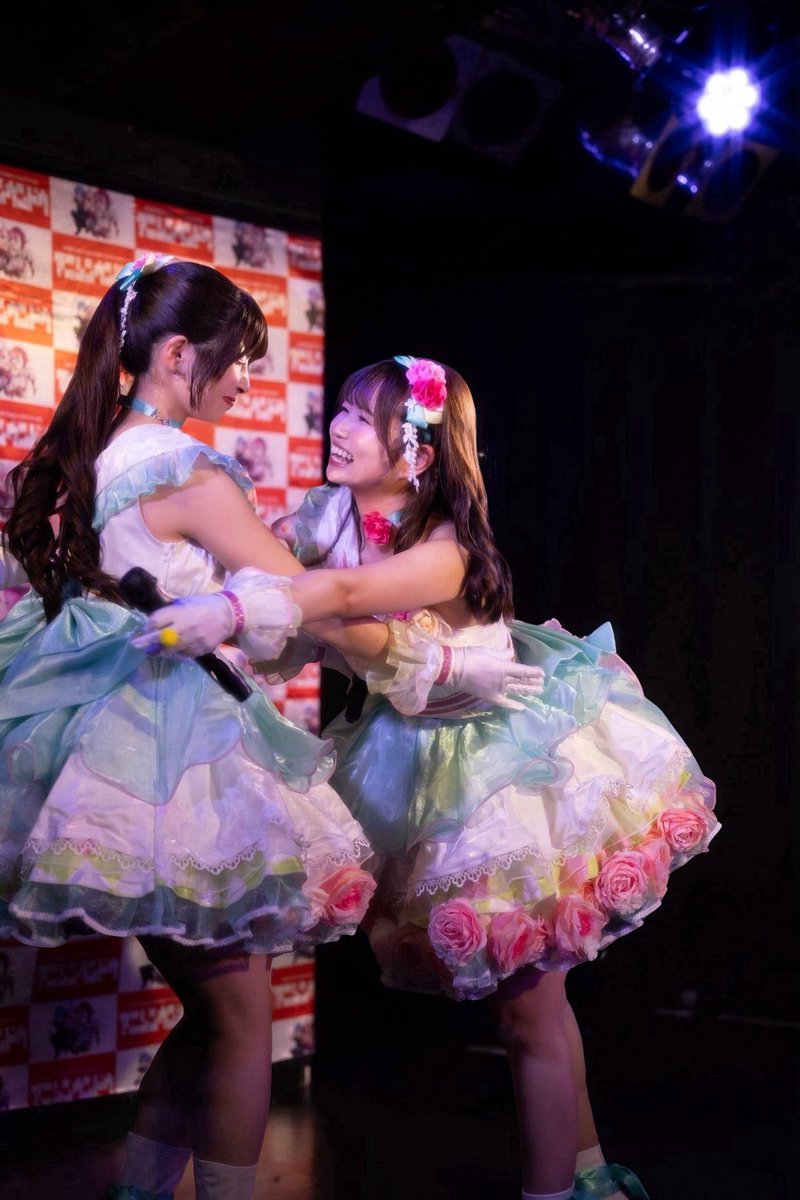 swimswim_5927's tweet photo. 梢センパイ💗

🧡勇魚
💚ぃょ@114rin_ 
📸@idolyumekameko さん

#ネコブ #アニウン #137Photo https://t.co/QY0UoU4wDf