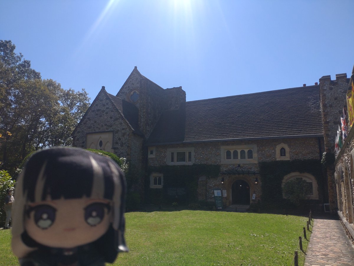 oxalis_yae's tweet photo. 先日、栃木の那須ステンドグラス美術館に行ってきました
太陽光だけで魅せる歴史の伝承と神秘的さに世の中面白いなと改めて感じました
そして一番の目的だったステンドグラス体験。きのこ型あると知りもう行くしかないと。らでんちゃんカラーのガラスもあり良い感じに作れて満足
#行ったよらでんちゃん https://t.co/T6nHwqfiFy