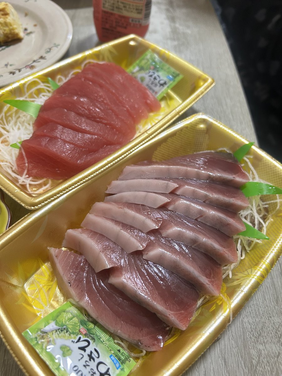 omega33r's tweet photo. ほやぼーやと戻りかつおで乾杯🍻 https://t.co/VtJ2FxP9RT