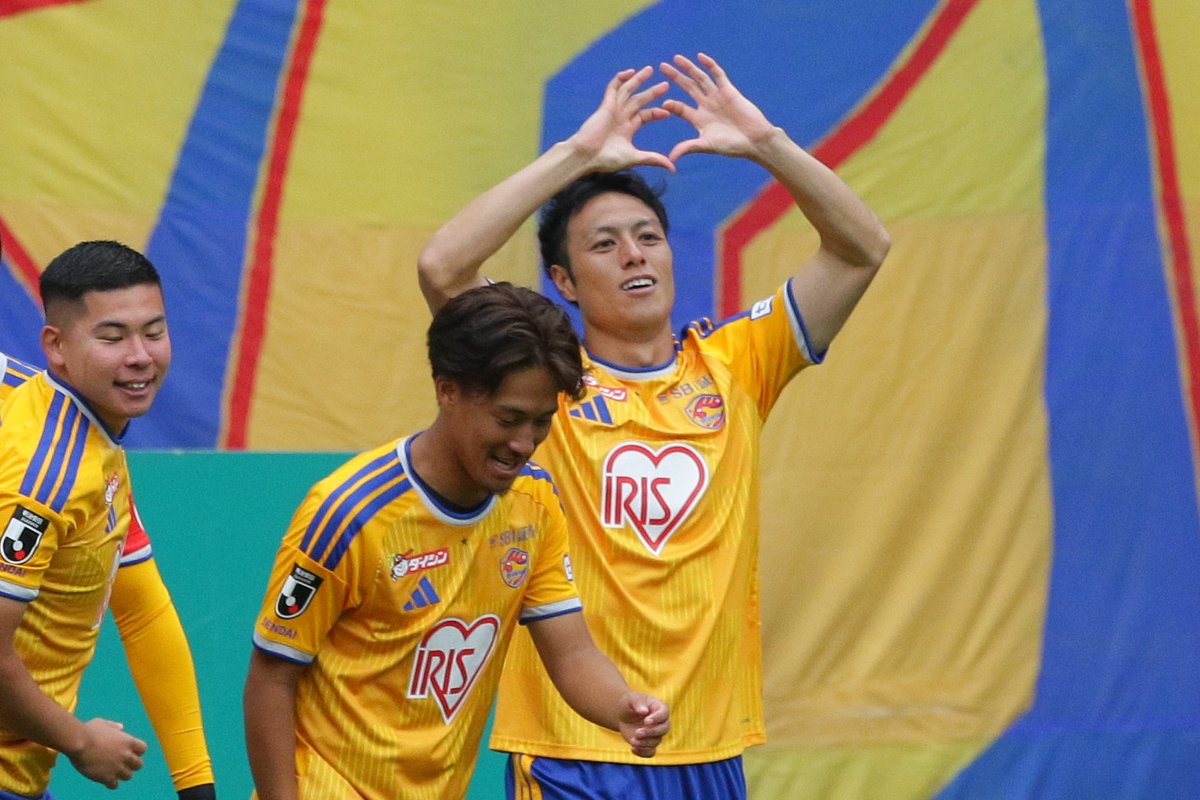 vega_official_'s tweet photo. Today's match photos📷
🙌Thank you for your support🙌
⚔️明治安田J2リーグ 第9節
🆚ジュビロ磐田
⚪️2‐1
🗓10/4 SUN 15:00
🏟️ユアテックスタジアム仙台
⚽結果詳細⚽
🔗https://t.co/GngNKVptuc

#VEGALTA #BREAKTHROUGH_未来を切り開け #09磐田 https://t.co/DC191w7nIX