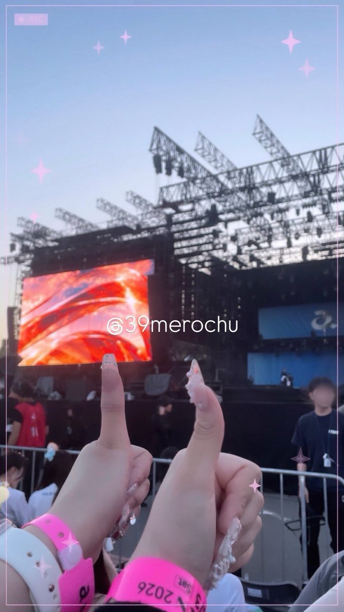 39merochu's tweet photo. a-nation♡君に会い光り始めた💕🏹⋆꙳ https://t.co/o41H35BzRn