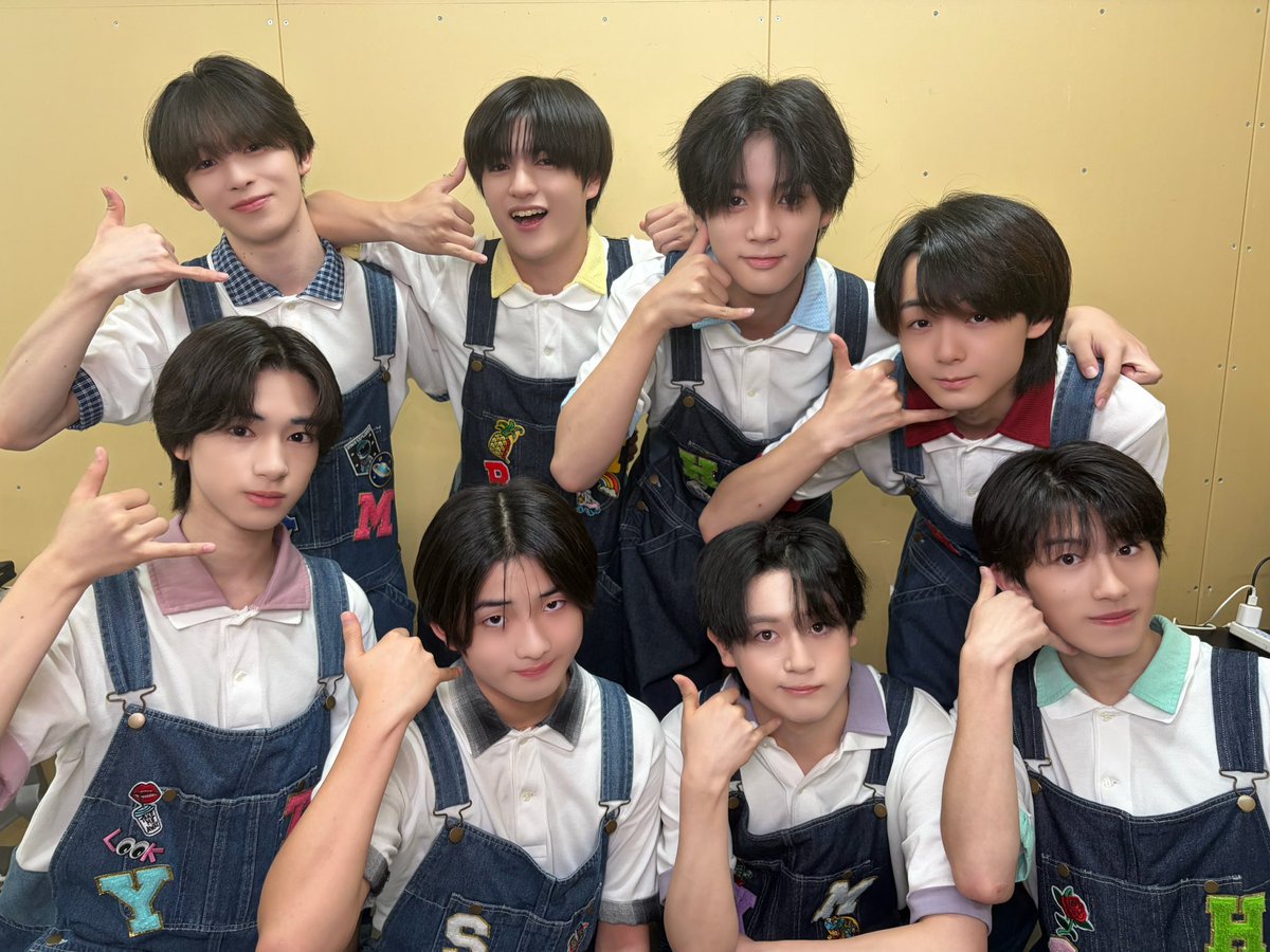 iiondo_official's tweet photo. /／
『はつ恋ONDO』リリースイベント＠アリオ橋本🌡️
　ありがとうございました🎉
\＼

1st シングル『はつ恋ONDO』発売記念リリースイベントありがとうございました☀️

本日はオーディション課題曲でもあった #超特急 さんの「Call My Name」を披露しました☎️
オーディションからの成長を感じてもらえたら嬉しいです！

本日撮影した映像は
ぜひ #はつ恋ONDOの秋が来た をつけてSNSに投稿してください📸

さらに「転ドル（転生したらチート級の顔面でアイドルになり世界を制覇する）」の一部先行配信も決定！
お楽しみに👀！

🗓️今後のリリースイベント予定はこちら
🔗https://t.co/XKck6wbacQ

#iiONDO
#EBiDAN