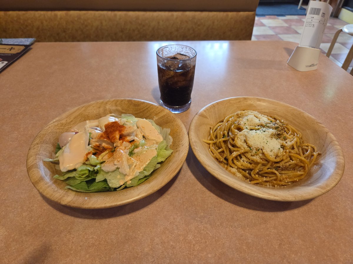 OM15MY's tweet photo. 今日の晩ごはん🍝
楽しい撮影会になりました♨️
ありがとうございました https://t.co/CkXWhRdede